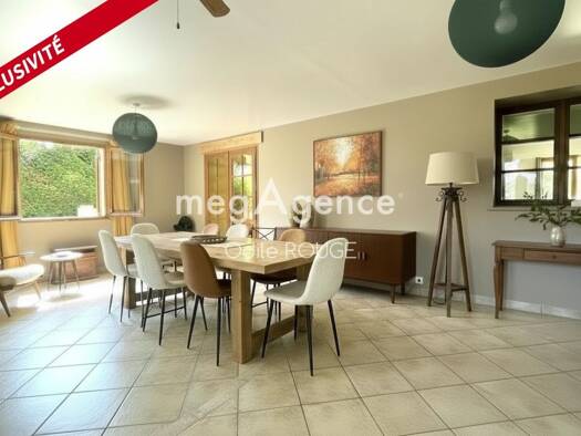 Maison à vendre 279 000 € 8 pièces 6 chambres 210 m² 820 m² de terrain Doissin 38730