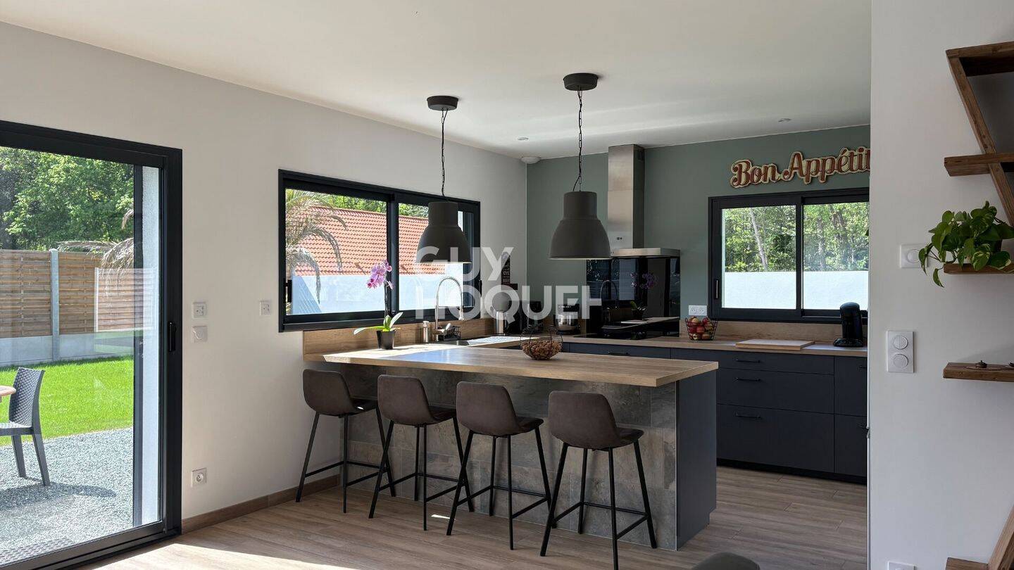 Maison à vendre, 130m², LES MATHES