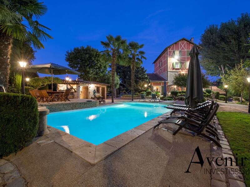 Maison à vendre, 470m², SAINTE EUPHEMIE