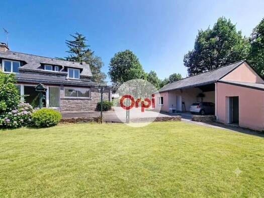 Maison de plain-pied à vendre 277 000 € 5 pièces 4 chambres 125 m² 1 302 m² de terrain Beignon 56380