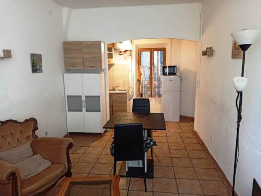 Appartement à louer - logement étudiant 550 € 2 pièces 1 chambre 33 m² Vaugines-Les Faisses-Peyrard Draguignan 83300