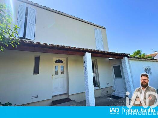 Maison à vendre 329 000 € 5 pièces 3 chambres 137 m² 489 m² de terrain Caissargues 30132