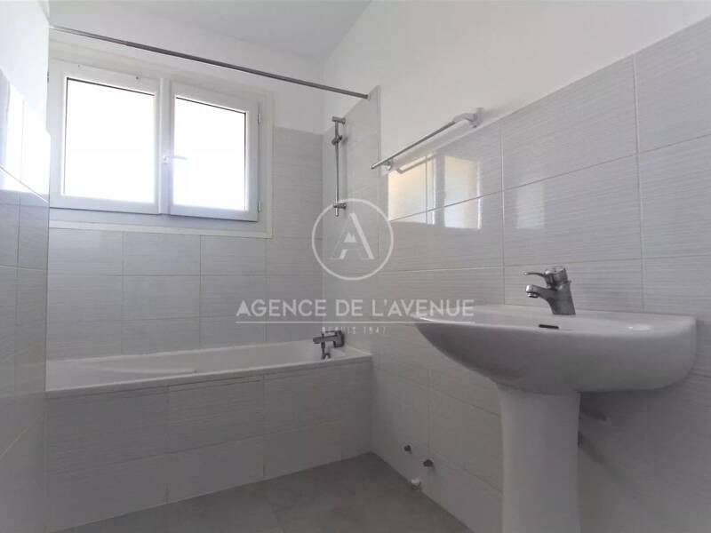 Maison à louer, 83m², SIX FOURS LES PLAGES