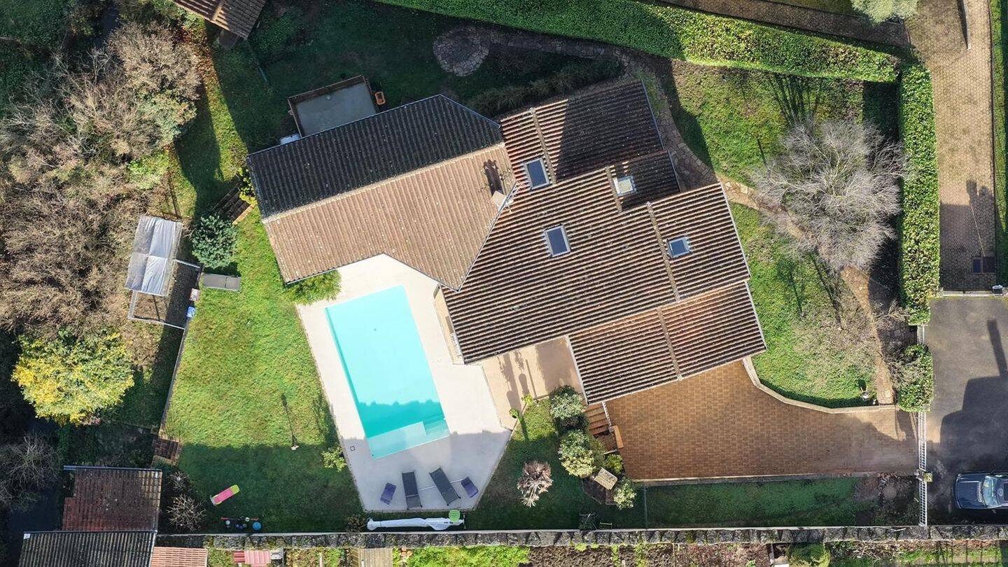Maison à vendre, 185m², SAINT ROMAIN DE JALIONAS