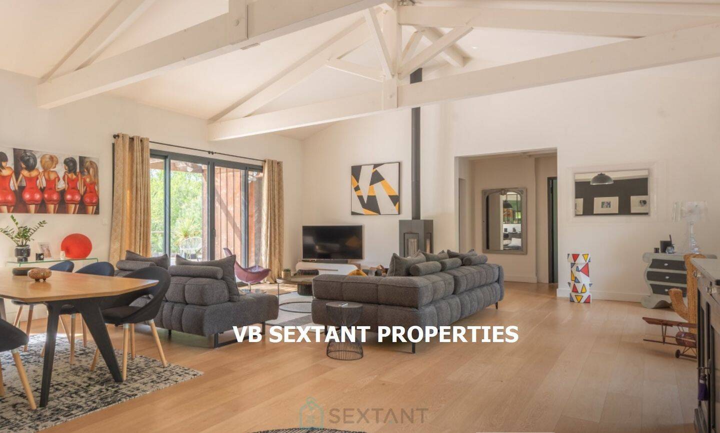 Maison à vendre, 228m², LATRESNE