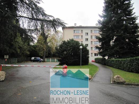 Garage/Stationnement à louer 103 € Tassin le Bourg Tassin-la-Demi-Lune 69160