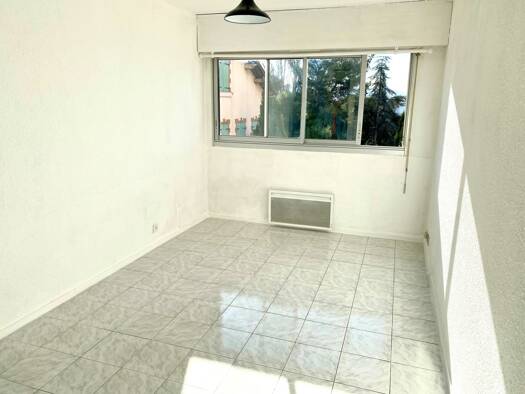 Studio à vendre 99 000 € 1 pièce 18,7 m² 1er étage Marseille 10ème arrondissement 13010