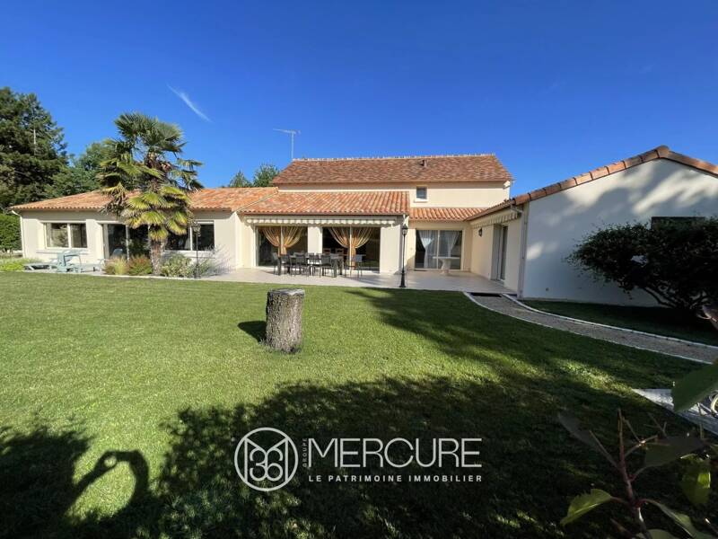 Maison à vendre, 411m², POITIERS