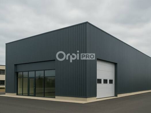Local d'activités à louer 5 837 € 1 027 m² d'espace de stockage Caudan 56850