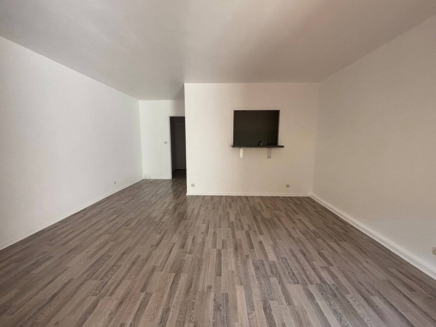 Maison à louer, 47m², LEVALLOIS PERRET