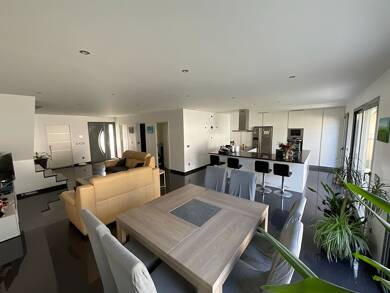 Maison à vendre - Neuf 649 000 € 10 pièces 6 chambres 274 m² 524 m² de terrain Andresy 78570