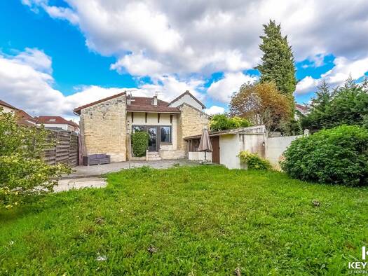 Maison à vendre 335 000 € 5 pièces 3 chambres 113 m² 247 m² de terrain Frépillon 95740