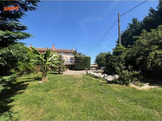 Ferme à vendre 650 000 € 8 pièces 6 chambres 325 m² 2 700 m² de terrain Cailloux-sur-Fontaines 69270
