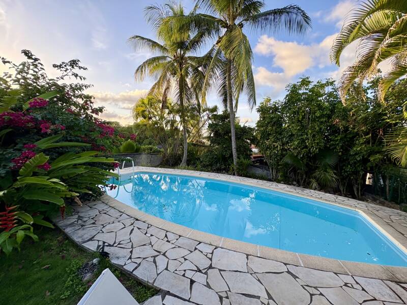 Maison à louer, 135m², LE GOSIER