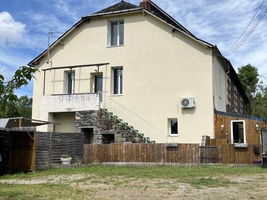 Maison à vendre 155 000 € 4 pièces 3 chambres 109 m² 1 066 m² de terrain Allassac 19240