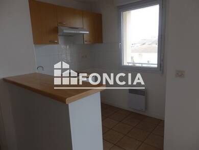 Appartement à louer 535 € 2 pièces 1 chambre 44,9 m² 4ème étage Le Hameau Pau 64000