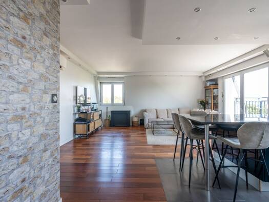 Appartement à vendre - Première occupation 559 000 € 3 pièces 2 chambres 81,14 m² Étage 4/4 Porte de Nogent Nogent-sur-Marne 94130