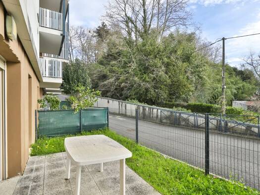 Appartement à vendre 120 000 € 1 pièce 28,6 m² RDC/3 Saint Esprit Bayonne 64100