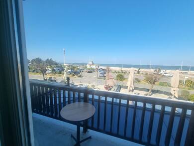 Appartement à vendre 255 350 € 3 pièces 1 chambre 40 m² Étage 1/2 Merville Franceville Plage 14810