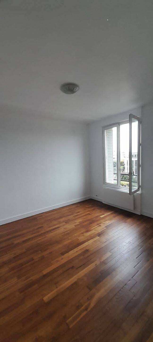 Maison à louer, 38m², SAINT MAUR DES FOSSES