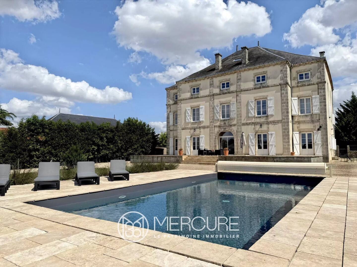 Maison à vendre, 702m², POITIERS