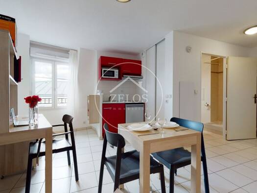Appartement à vendre 114 000 € 1 pièce 19 m² Étage 5/6 Charentonneau Maisons-Alfort 94700