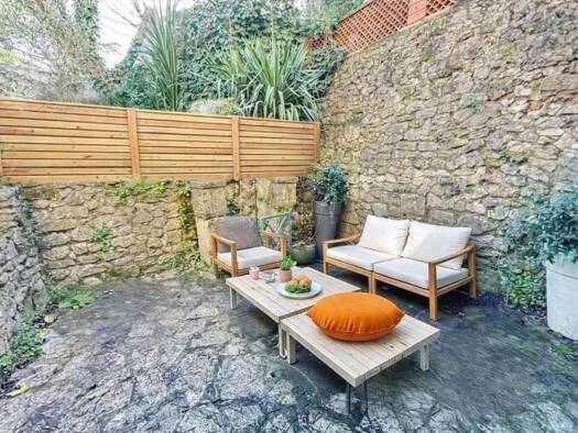 Appartement à vendre 190 000 € 3 pièces 1 chambre 72 m² RDC/2 Saint-Zacharie 83640