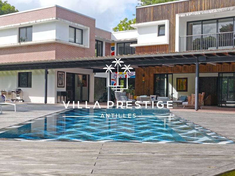 Maison à vendre, 395m², FORT DE FRANCE