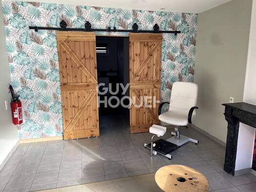 Local commercial à louer 848 € 30 m² de surface de vente Centre Margny-lès-Compiègne 60280