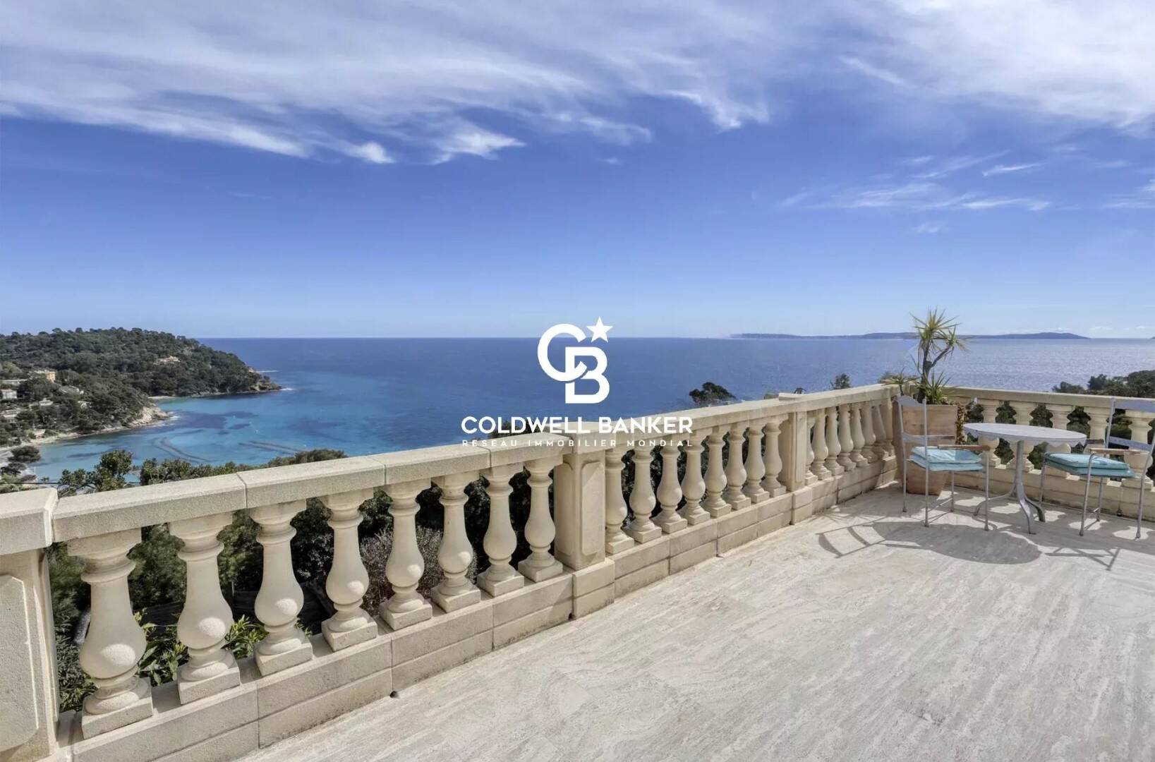 Maison à vendre, 255m², RAYOL CANADEL SUR MER