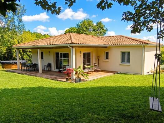 Maison de plain-pied à vendre 445 000 € 5 pièces 3 chambres 126 m² 1 343 m² de terrain Pompignac 33370