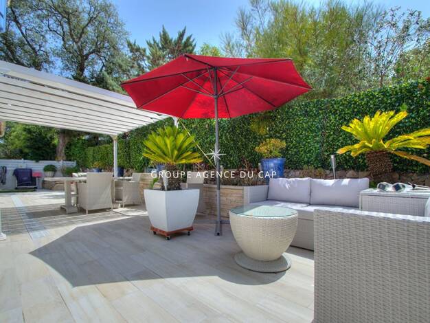 Villa à vendre 514 000 € 3 pièces 2 chambres 64 m² 313 m² de terrain Plateau Notre Dame Sud-Bord de mer-Beaurivage Saint-Raphaël 83700