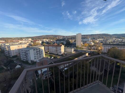Appartement à vendre 98 000 € 4 pièces 2 chambres 64 m² 6ème étage Chaprais - Cras Besançon 25000