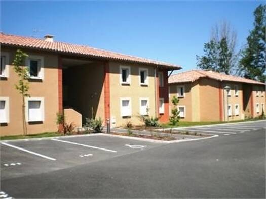 Appartement à vendre 94 000 € 3 pièces 2 chambres 65 m² RDC/1 Mairie Graulhet 81300