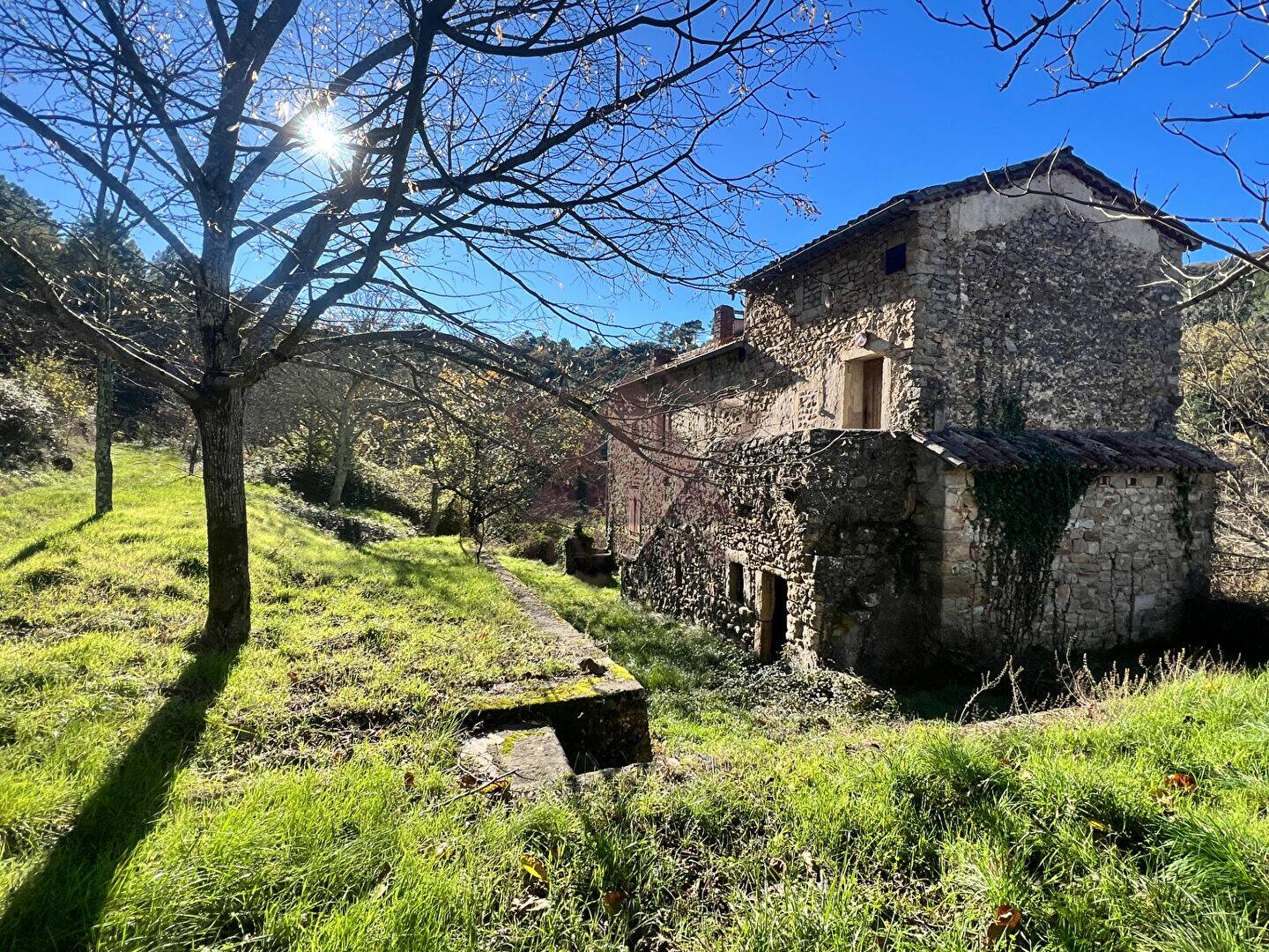 Maison à vendre, 140m², SAINT FLORENT SUR AUZONNET