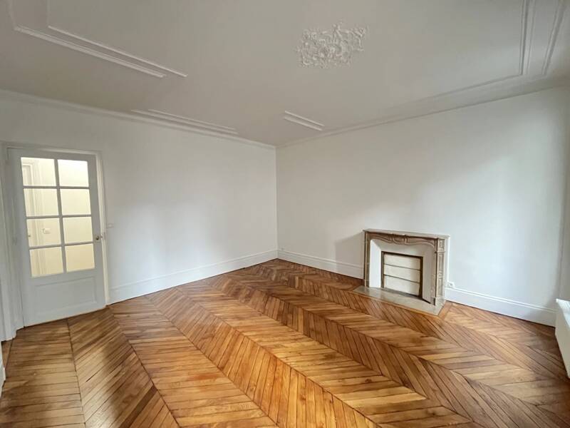 Maison à louer, 68m², PARIS 16E