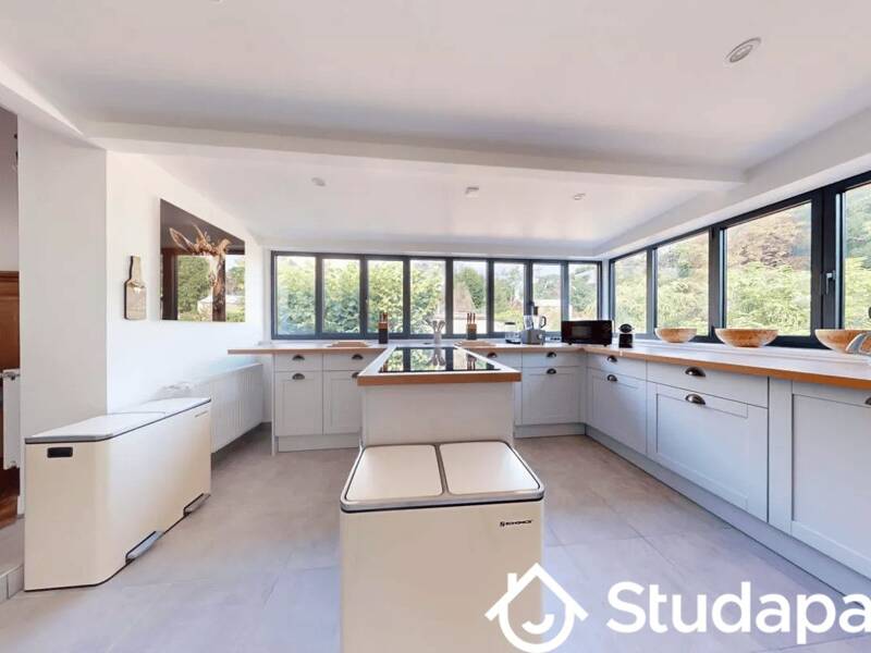 Maison à louer, 500m², FONTAINEBLEAU