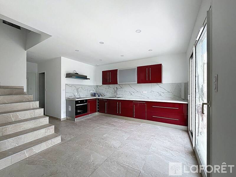 Maison à louer, 80m², ORANGE