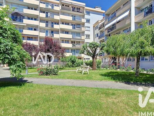 Appartement à vendre 195 000 € 4 pièces 2 chambres 87 m² Étage 4/6 Baudières Bourg-en-Bresse 01000