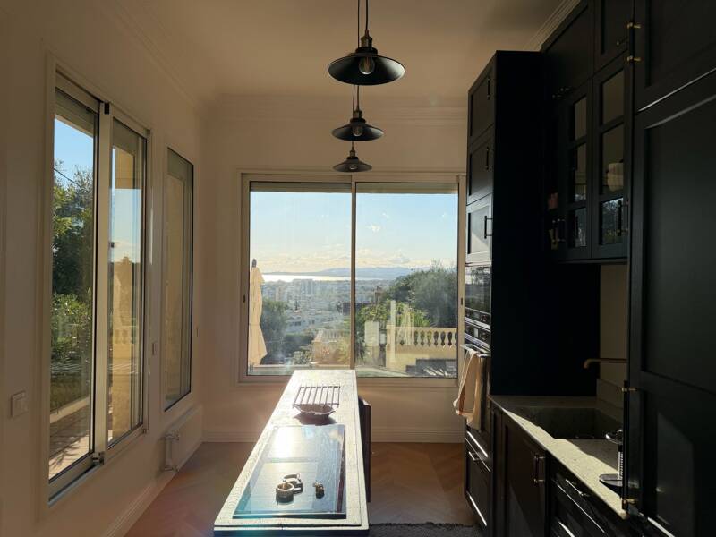 Maison à louer, 136m², NICE