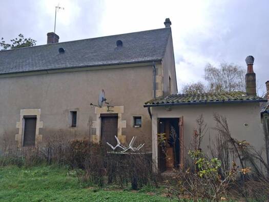 Maison à vendre 49 000 € 3 pièces 1 chambre 72 m² 1 495 m² de terrain Saint-Éloi 58000