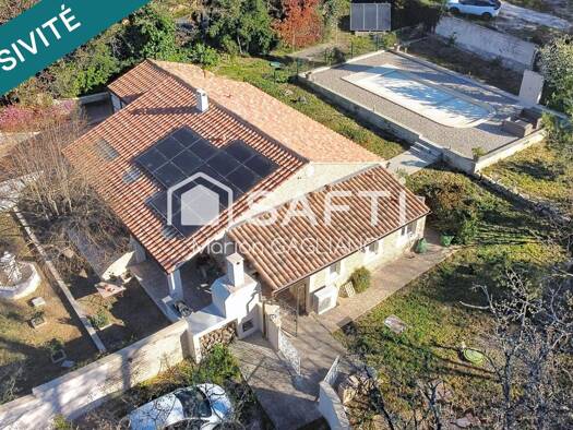 Maison à vendre 468 000 € 4 pièces 3 chambres 110 m² 2 590 m² de terrain Rocbaron 83136
