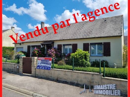Maison de plain-pied à vendre 233 000 € 4 pièces 3 chambres 92 m² 436 m² de terrain Gainneville 76700