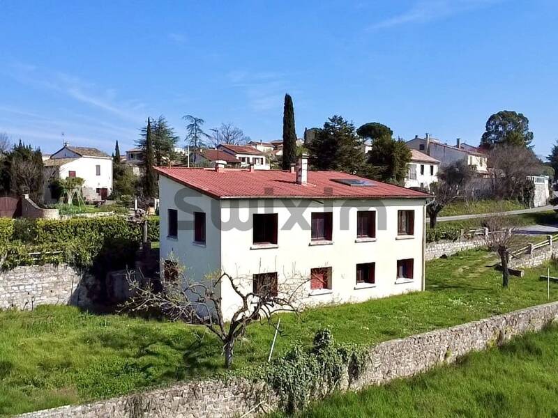 Maison à vendre, 109m², SAINT JULIEN LES ROSIERS
