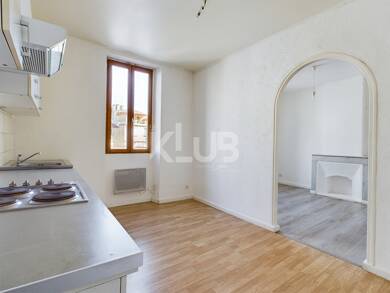 Appartement à vendre 199 000 € 2 pièces 1 chambre 44 m² Étage 1/3 Vieille Ville-Cativel Gardanne 13120