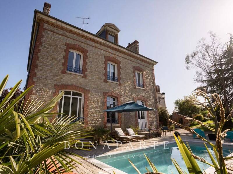 Maison à vendre, 243m², MARTIGNE FERCHAUD