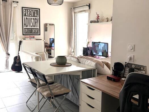 Appartement à vendre 129 000 € 1 pièce 29,6 m² Étage 2/4 Vénissieux 69200