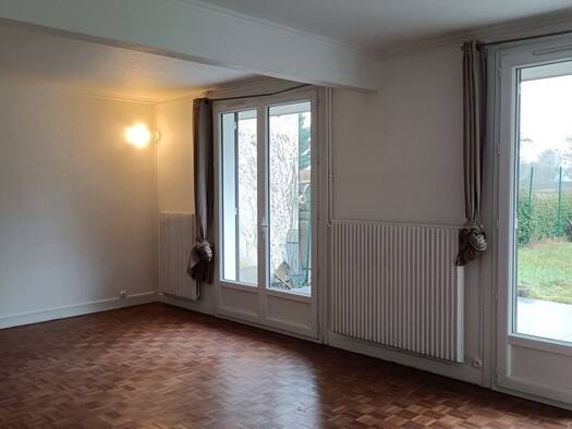 Maison à louer 1 465 € 5 pièces 4 chambres 121,4 m² 400 m² de terrain Sud voie Ferree Breuillet 91650