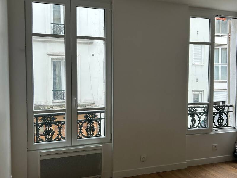Maison à louer, 17m², PARIS 18E
