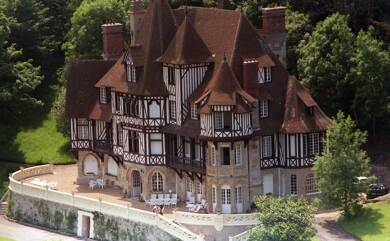 Château à vendre 4 720 000 € 14 pièces 8 chambres 1 642 m² Trouville-sur-Mer 14360